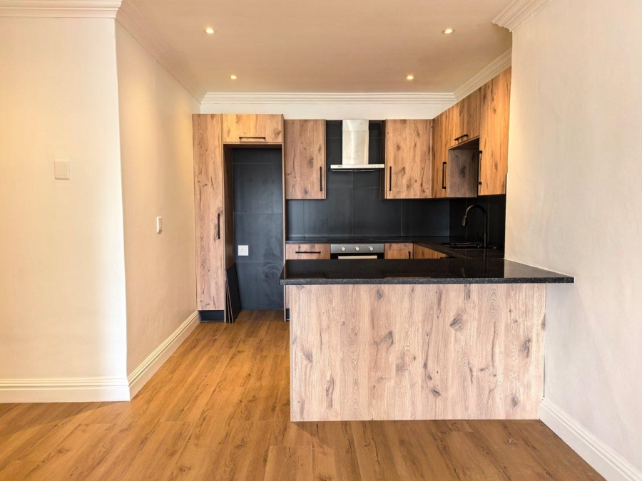 To Let 2 Bedroom Property for Rent in Oranjezicht Western Cape